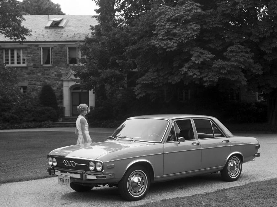  Audi 100 LS (C1) 1968 года  (NA) (фото 9 из 12)